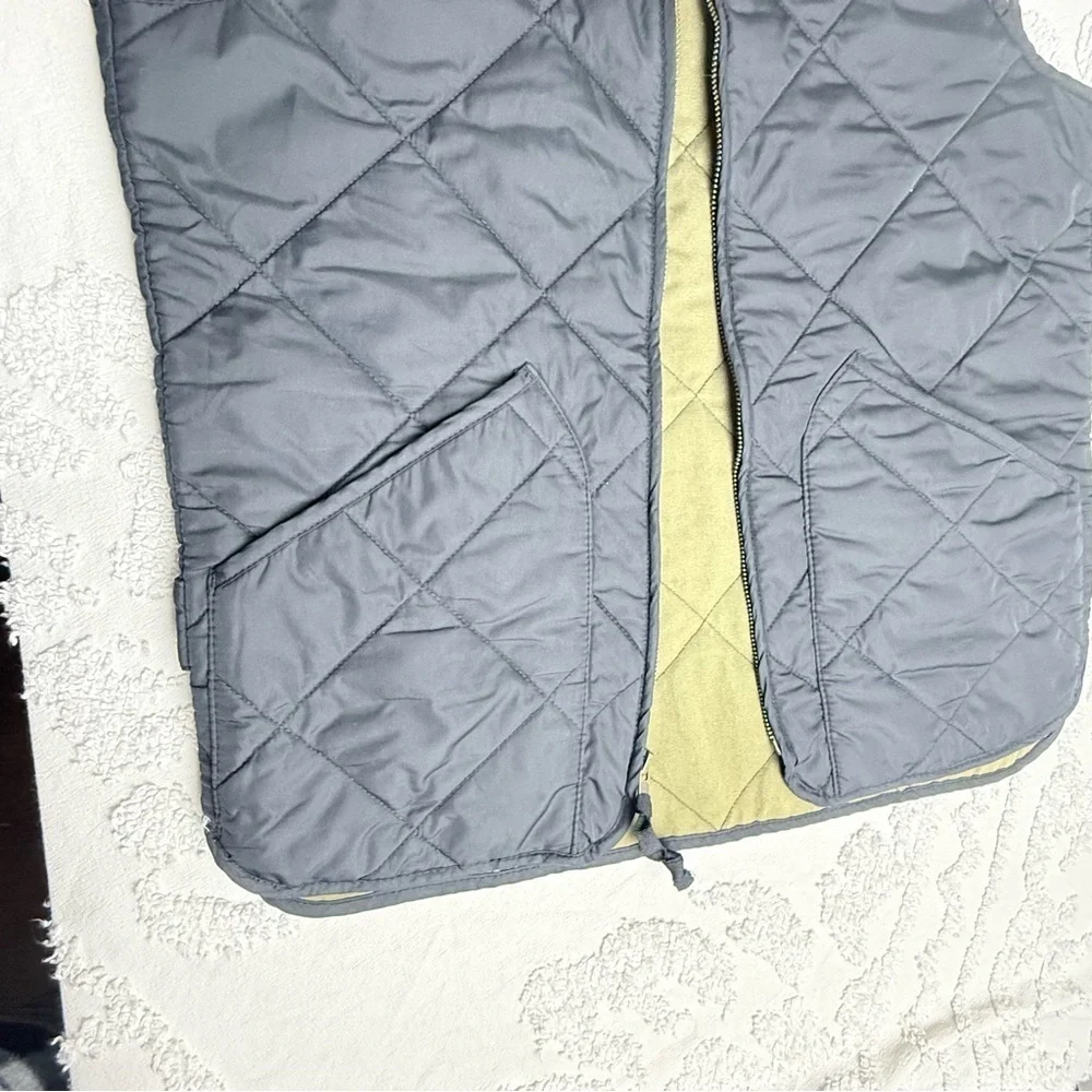 J.Crew Men's Black Quilted Vest